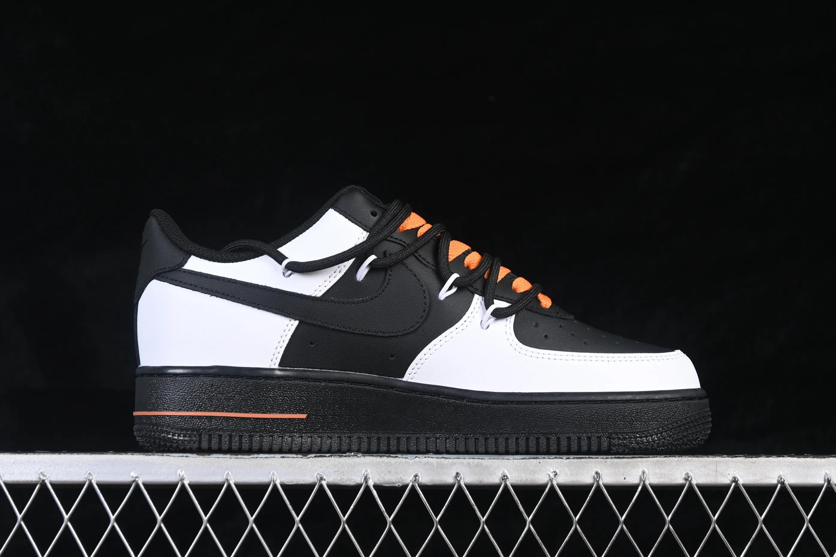 All categories Nk Air Force 1 Air Force series Nk Air Force 1 Low Air Force low-top Nike Air Force 1'07 Low Two-dimensional theme Never stop Emotional sketch Air Force 1 low-top casual sneakers ZH0316-163